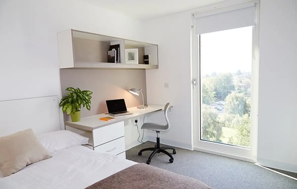 All Saints Green Bedroom 1