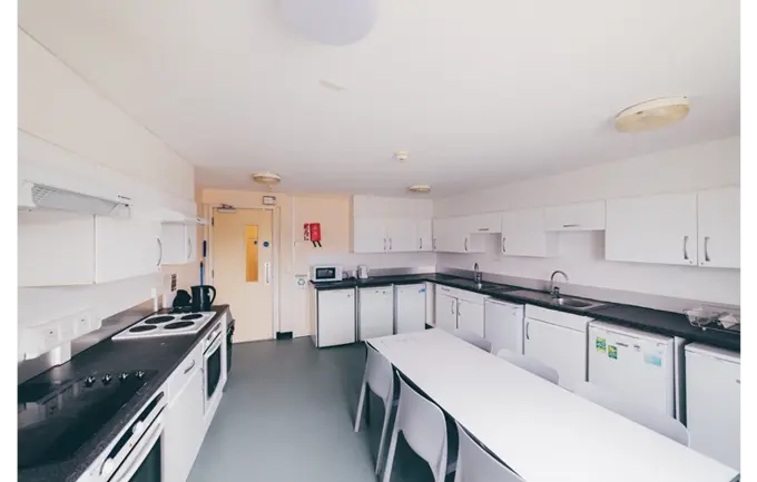 University Quays Kitchen 1