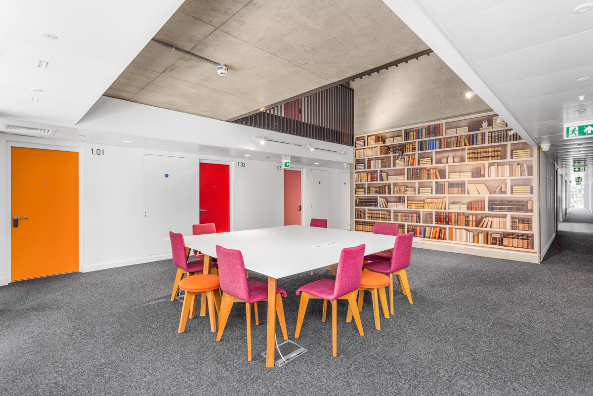 001_HiRes_CommunalArea_ParishHall_PFPStudents_2S2A7505.jpg